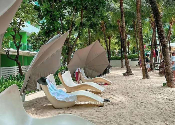 Serenescape Staycation At Azure