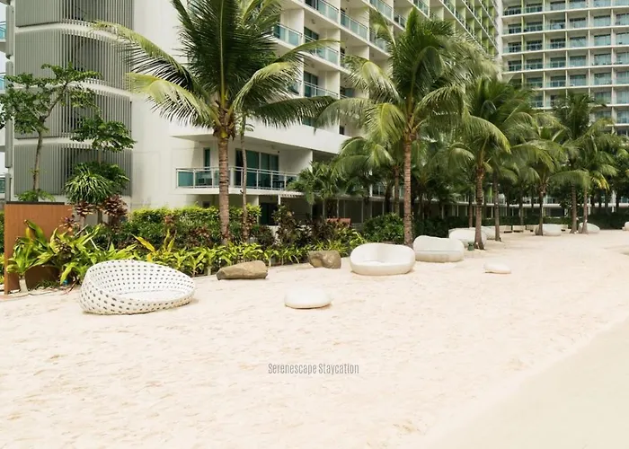 Serenescape Staycation At Azure Apartahotel *